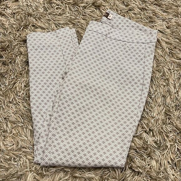 CROSBY Size 8 Pants. Gray and White Stretch - Picture 1 of 6